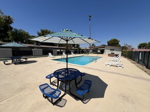 Hayden Square in Yuma, AZ - Foto de edificio - Building Photo