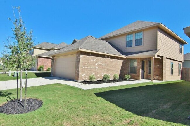 7510 Whispine in San Antonio, TX - Building Photo - Building Photo