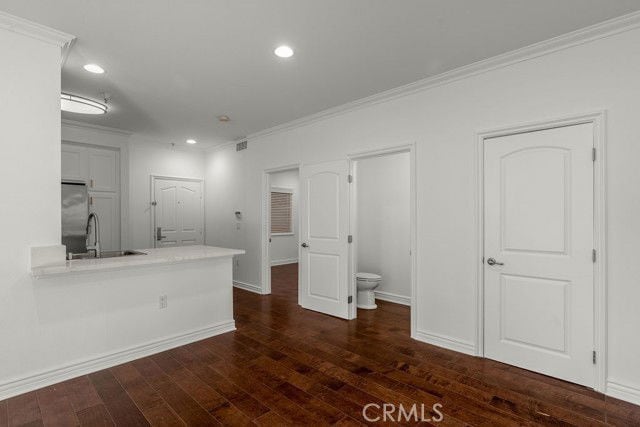 property at 11504 Moorpark St