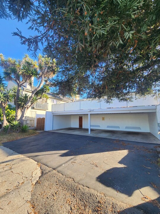 1332 Mentone Ave in Grover Beach, CA - Building Photo