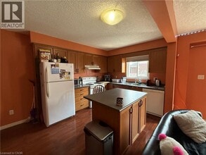 129 Windale Crescent in Kitchener, ON - Building Photo - Building Photo