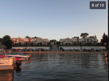 213 E Liberty St, Unit 8 in Wauconda, IL - Foto de edificio - Building Photo