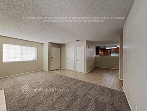 9702 Forest Ave in Bloomington, CA - Foto de edificio - Building Photo