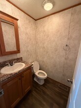 518 S English Creek Rd in Egg Harbor City, NJ - Foto de edificio - Building Photo