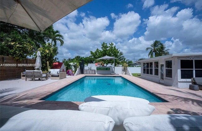 property at 31 SW 6th St