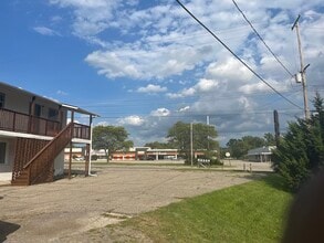 3418 Fenton Rd, Unit #1 in Flint, MI - Building Photo - Building Photo