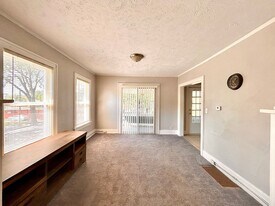 39 Iona Ave in Muskegon, MI - Building Photo