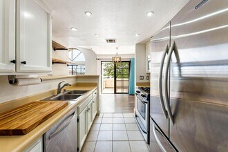 1240 Franciscan Ct in Carpinteria, CA - Building Photo - Building Photo