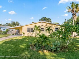 2917 Rollins St in Melbourne, FL - Building Photo