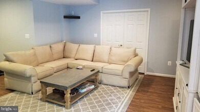2273 Ballard Way in Ellicott City, MD - Building Photo - Building Photo