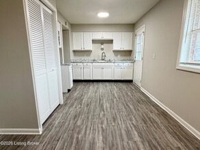 630 Lane Ave in Sellersburg, IN - Building Photo - Building Photo