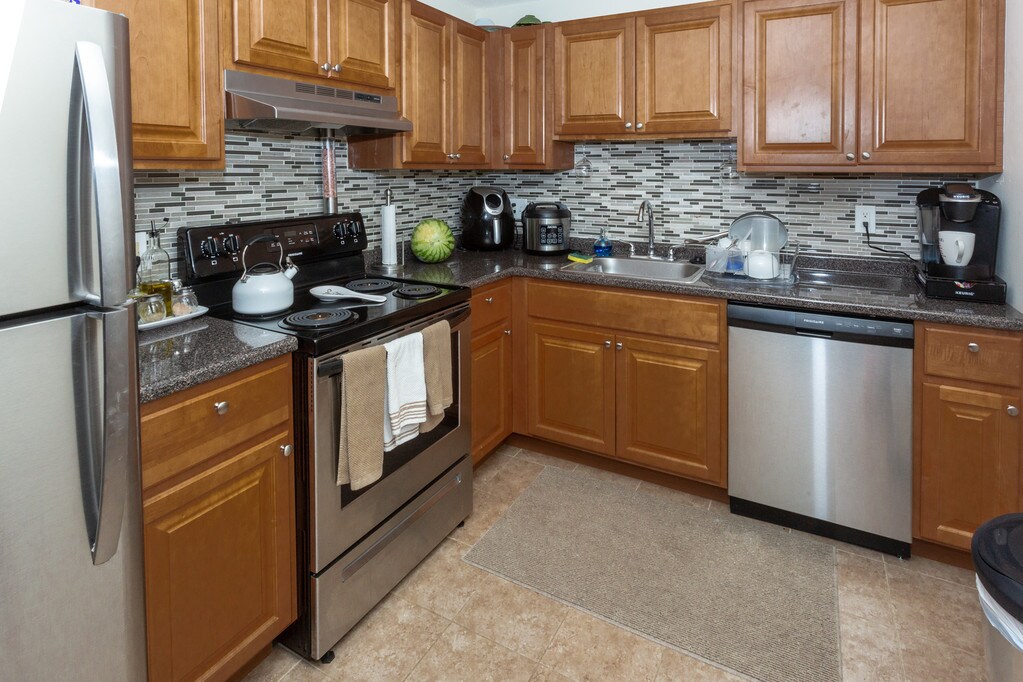 Carlyle House Apartments in Revere, MA