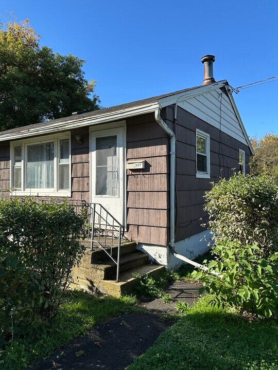 205-207 Crehange St in Syracuse, NY - Building Photo