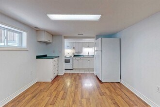 14 Ripon Rd in Toronto, ON - Building Photo - Building Photo