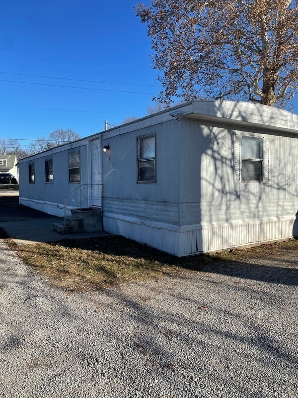 property at 2805 S Belt W