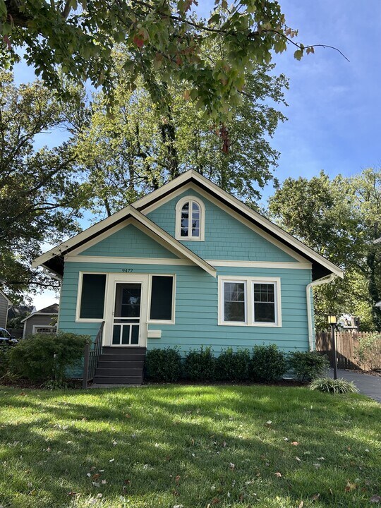9477 Highland Ave in Blue Ash, OH - Building Photo