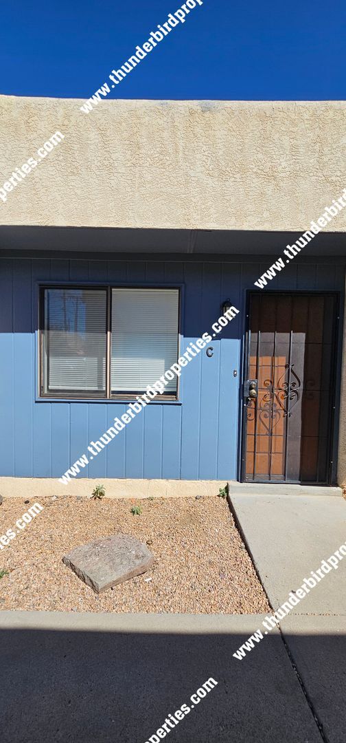 1117 Louisiana Blvd SE in Albuquerque, NM - Building Photo - Building Photo