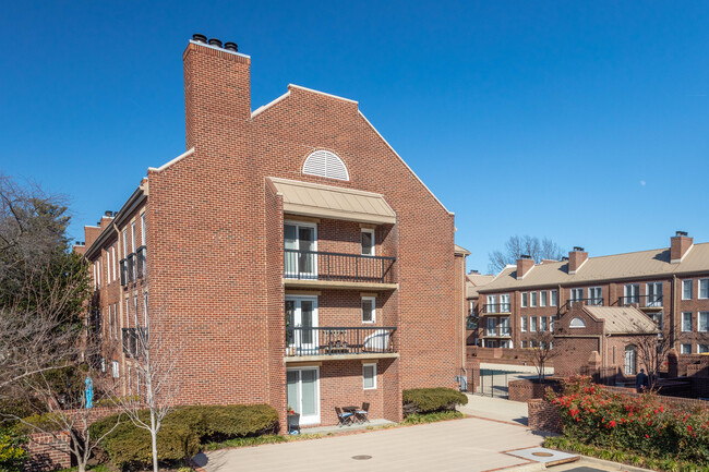 Saint Asaph Square in Alexandria, VA - Building Photo - Building Photo