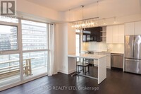 33-1233 Shore Breeze Dr in Toronto, ON - Building Photo - Building Photo