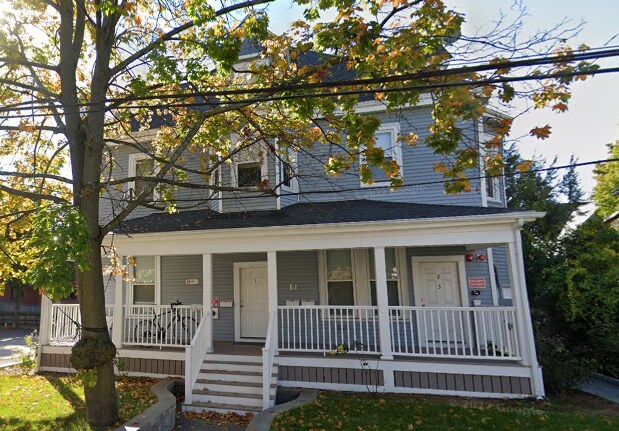 12 Harris St, Unit 1 in Brookline, MA - Building Photo