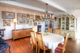 480 Hilledge Dr in Laguna Beach, CA - Building Photo - Building Photo