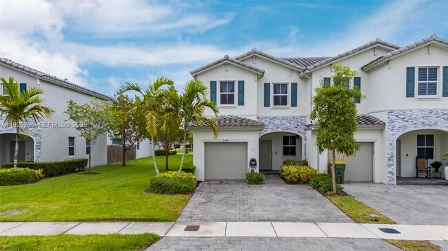 property at 2652 SE 13th St