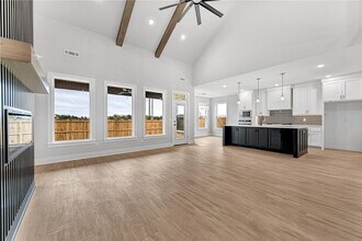 1850 Momi St in Centerton, AR - Foto de edificio - Building Photo