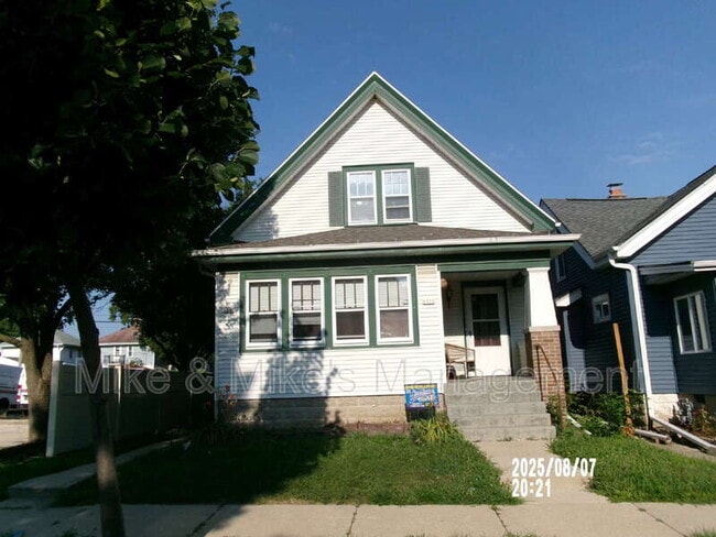 property at 1323 S 74th St