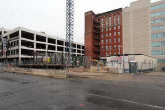 Francis House of Peace in Philadelphia, PA - Foto de edificio - Building Photo