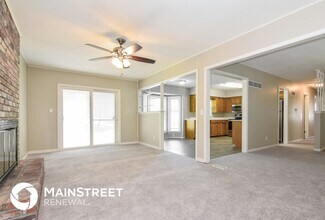 15908 E 38th St S in Independence, MO - Building Photo - Building Photo