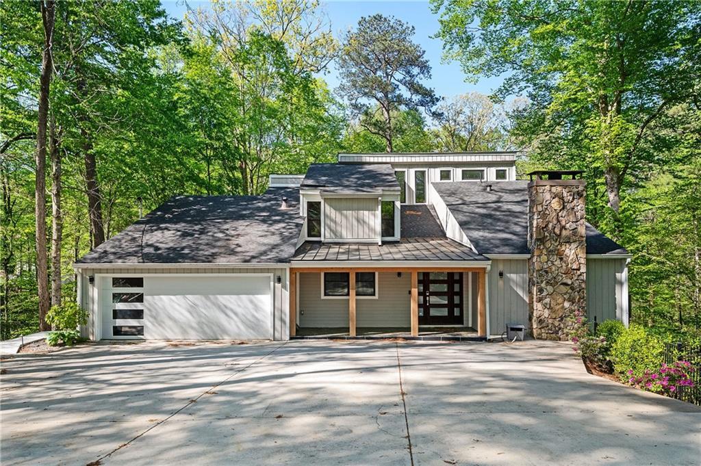 2532 Mercedes Dr NE in Atlanta, GA - Building Photo