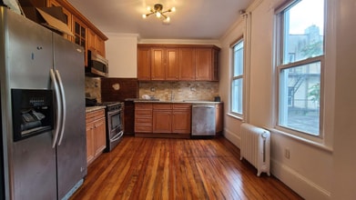 476 Gregory Ave in Weehawken, NJ - Building Photo - Building Photo
