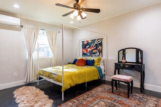 619 N Clinton Ave in Dallas, TX - Building Photo - Building Photo