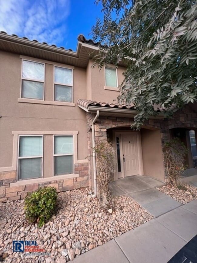 3419 S River Rd in Saint George, UT - Building Photo - Building Photo