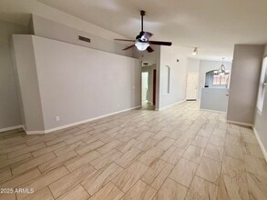 4019 W Fallen Leaf Ln in Glendale, AZ - Building Photo - Building Photo
