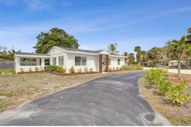 property at 4701 N Andrews Ave