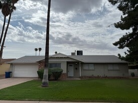 503 E Loyola Dr in Tempe, AZ - Building Photo