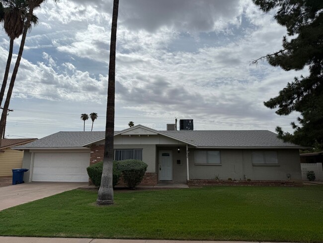 property at 503 E Loyola Dr