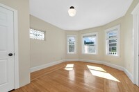 31 Champney St, Unit 31 in Boston, MA - Building Photo - Building Photo