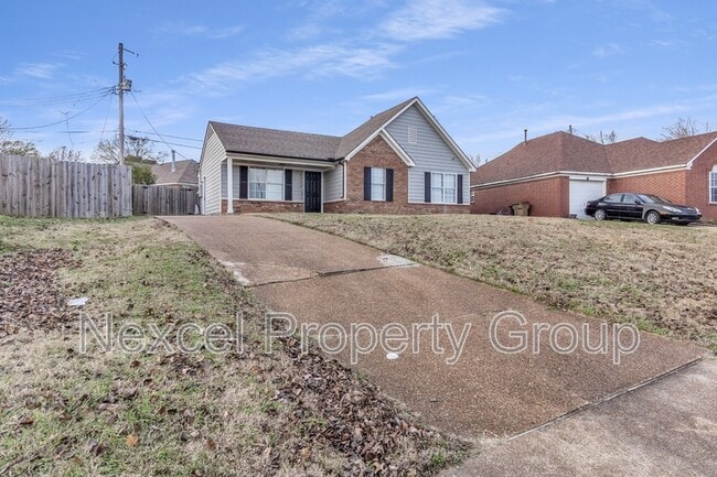 4236 Appian Dr in Memphis, TN - Building Photo - Building Photo