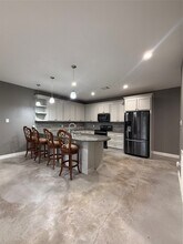 17980 FM 2090 in Conroe, TX - Building Photo - Building Photo