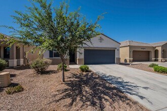 4925 LIVINGSTONE Way in San Tan Valley, AZ - Building Photo - Building Photo