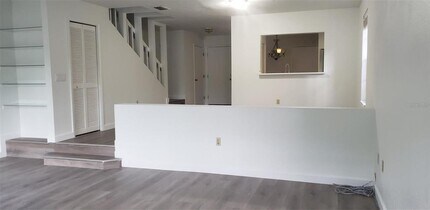 670 Post Oak Cir in Altamonte Springs, FL - Building Photo - Building Photo