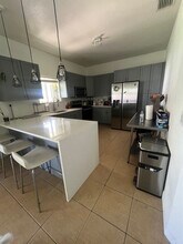 1203 SE 7th Ct in Homestead, FL - Building Photo - Building Photo
