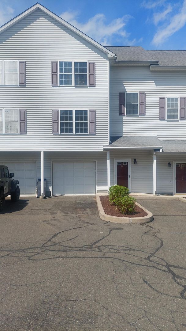 property at 11 Mannions Ln