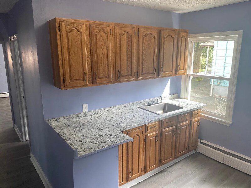 162 Wilcox St in New Britain, CT - Building Photo