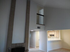 4216 Cowell Blvd in Davis, CA - Building Photo - Building Photo