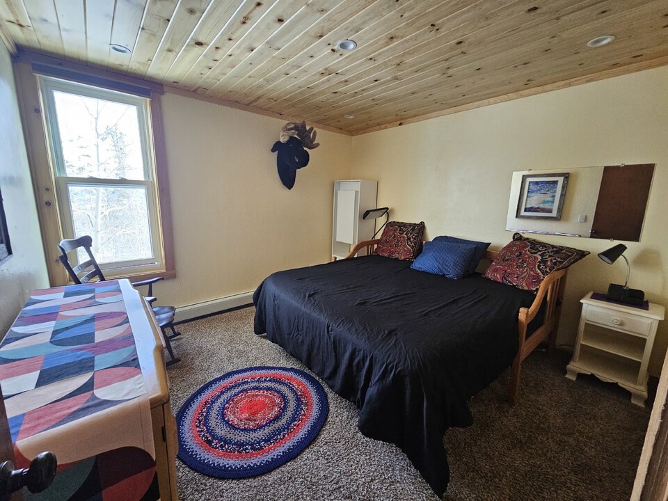 2400 Lodgepole Cir in Silverthorne, CO - Foto de edificio