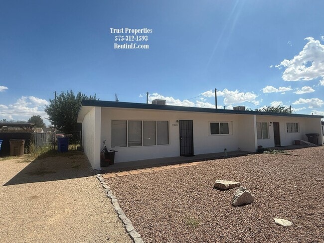 property at 1140 E St
