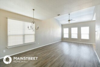 6523 Candlecrest Ct in San Antonio, TX - Foto de edificio - Building Photo